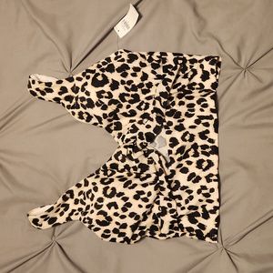 Old Navy Large animal print swim top. NWT.